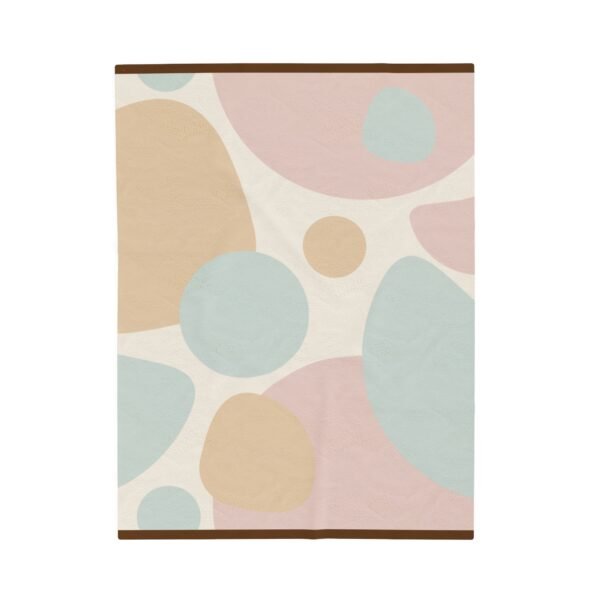Stunning Circular Shapes Beautiful Velveteen Plush Blanket.